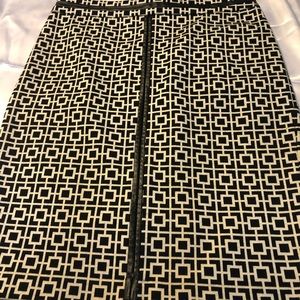 Black and white pattern skirt